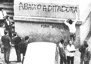 abaixo a ditadura
