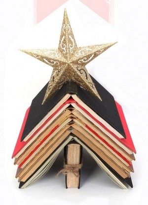 10 árvores de Natal feitas com livros - greenMe