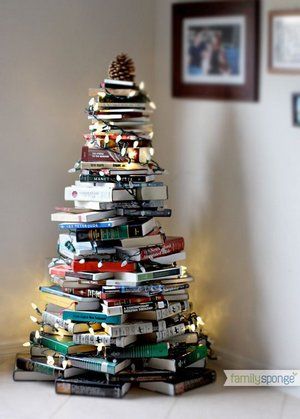 árvore de Natal feitas com livros