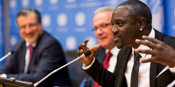 akon capa