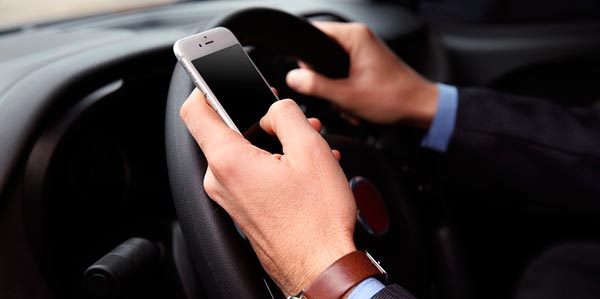 celular ao volante