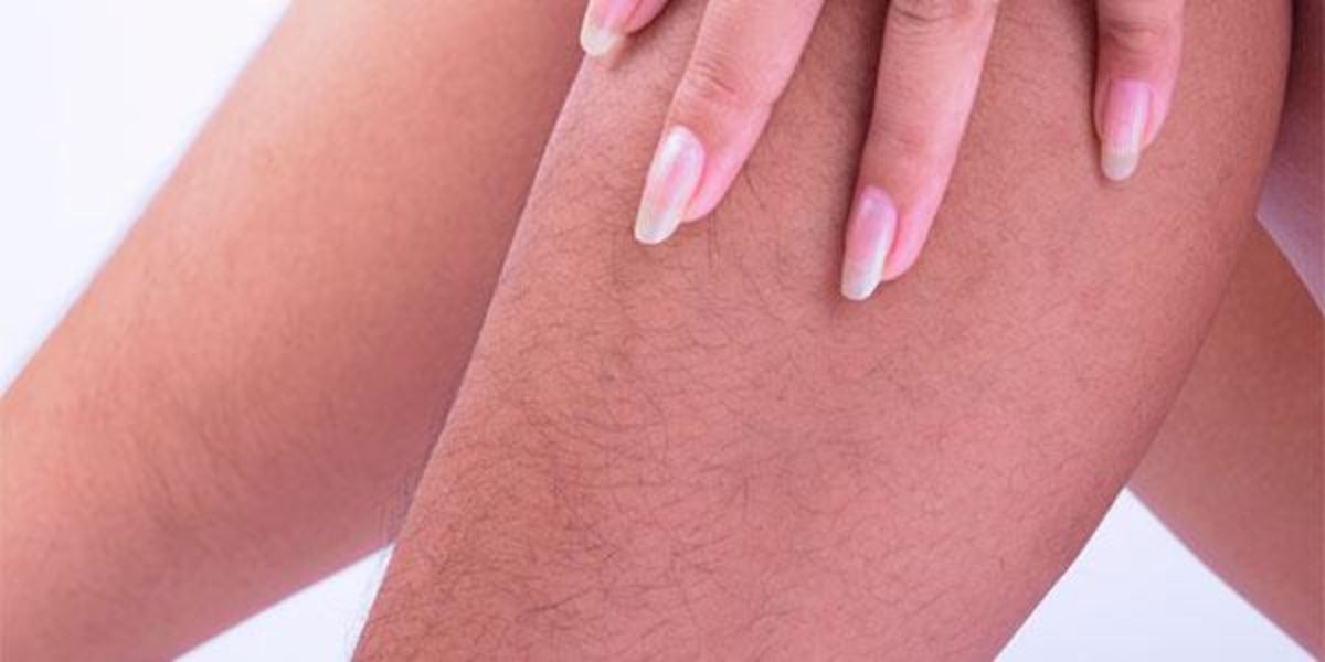 como descolorir pelos pernas