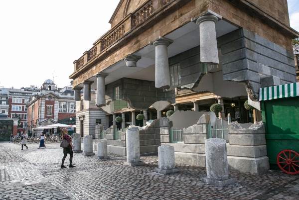 alex chinneck 8