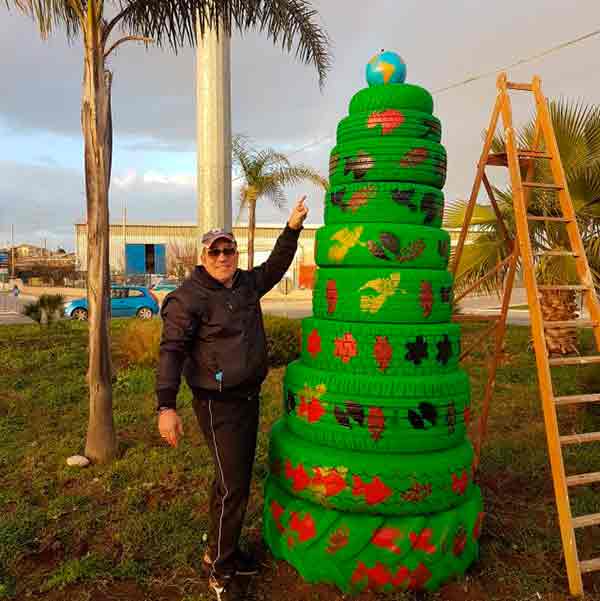 10 árvores de Natal de material reciclado, com uma mensagem importante para  você! - greenMe