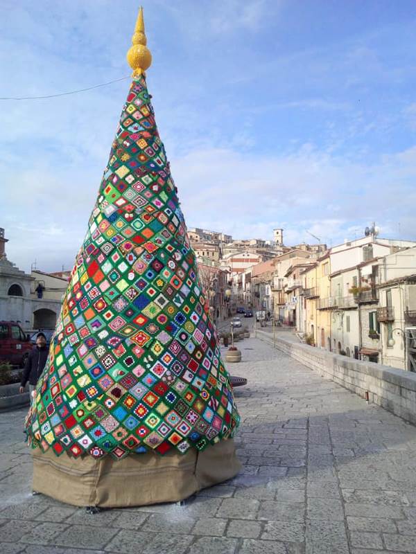 árvore natal da praça da avó