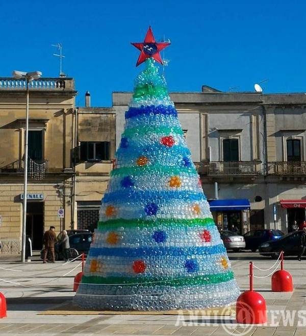 árvore natal garrafas de plástico