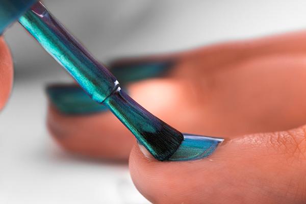 passar esmalte