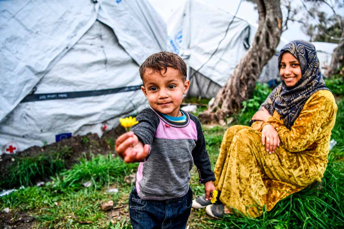 Milhares De Crian as S rias rf s E Doentes Em Campos De Refugiados Na 