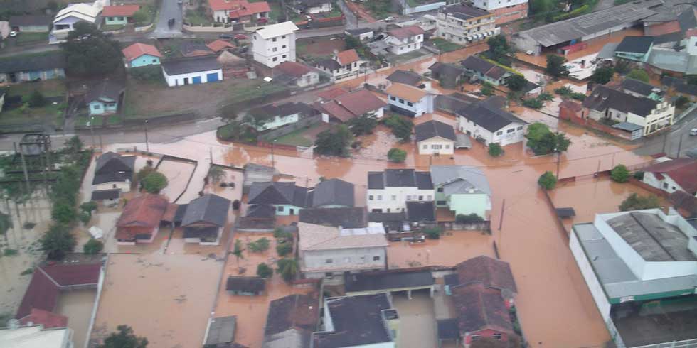 Em 2014: Volumes recordes de chuva causam desastre em Santa Catarina 