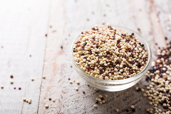 Quinoa vencida faz mal