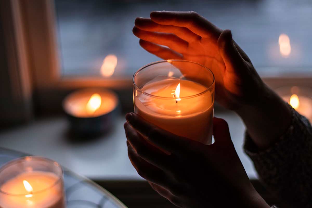 Como aquecer a casa e a alma no inverno, usando velas aromáticas - greenMe
